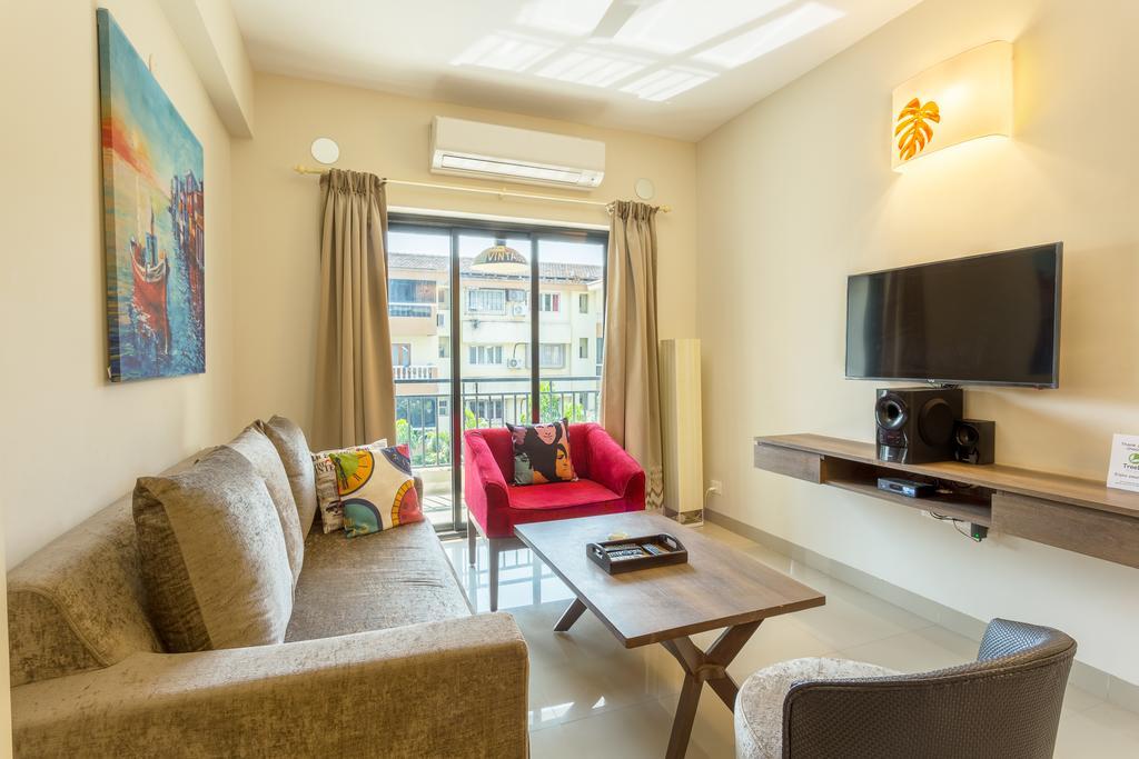 Treebo Trend Zeebo Suites Arpora Exterior foto